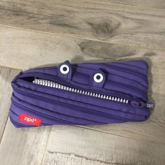 ZIPIT Wildlings Purple Nylon Unravelling Zipper Pencil Case White Teeth & Eyes - Picture 1 of 5